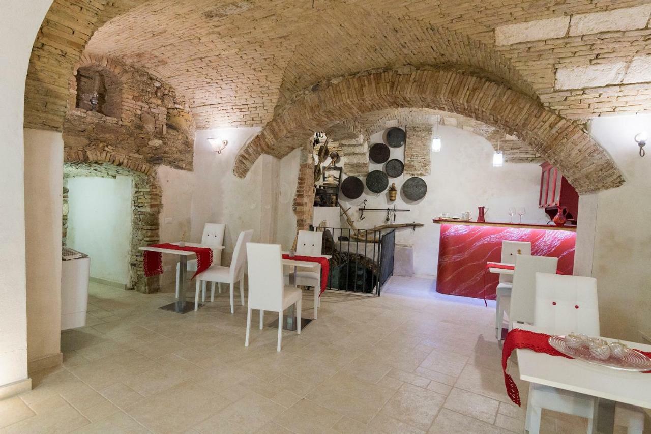 Residenza La Nivera Miglionico Exterior foto